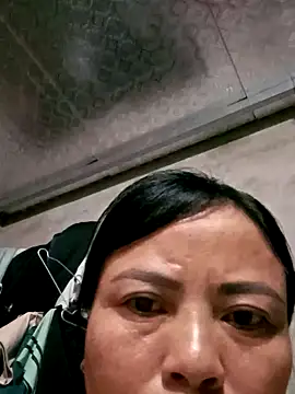 -Hami- online show from April 26, 2026, 4:48 pm