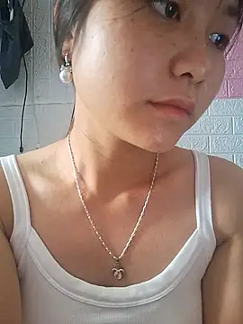 -Cidy- online show from April 10, 2026, 6:31 am