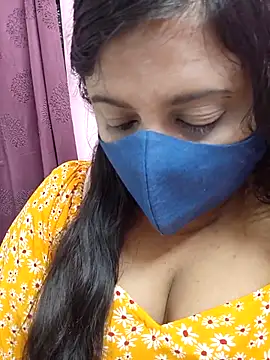 Tami-sonia online show from April 3, 2026, 7:31 pm