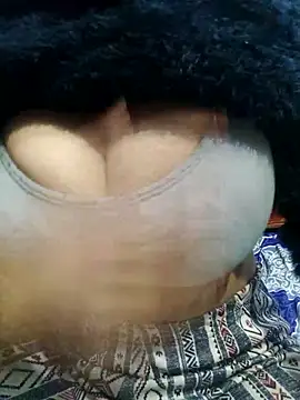 Rufiya khan0 online show from April 7, 2026, 3:58 pm