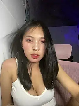 Love-suck12 online show from April 17, 2026, 2:53 pm