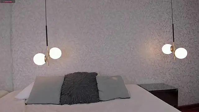 jazlin angels3 online show from April 10, 2026, 9:27 am