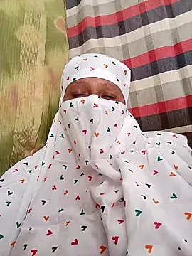 sapan sexe online show from May 28, 2026, 4:42 am