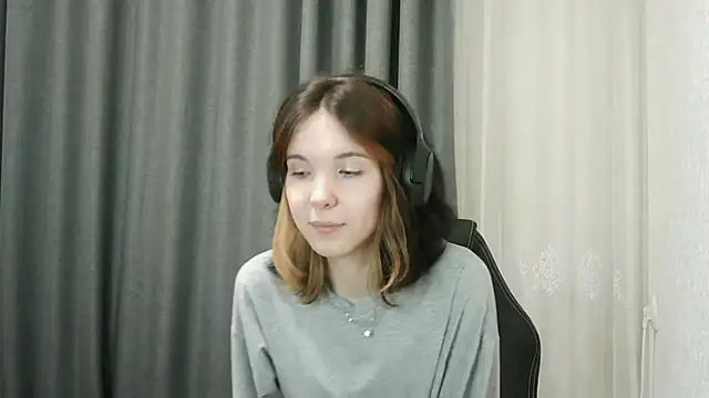 RubyBooby online show from April 15, 2026, 7:58 pm