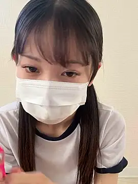 yuki2210 online show from April 7, 2026, 8:16 am