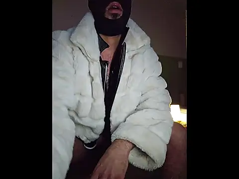 latinBI guy online show from July 9, 2026, 2:12 am