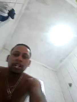 BaianinhodeSP online show from June 3, 2026, 7:18 pm