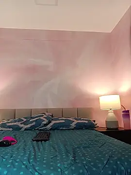 ZoeBlanc online show from April 13, 2026, 11:47 am