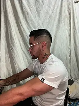 Sexmuscle17 online show from June 1, 2026, 8:30 pm
