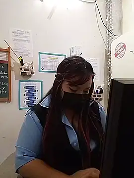 sweetadamisoffice online show from April 23, 2026, 4:52 pm