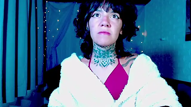 LannieGonzales online show from April 6, 2026, 12:50 pm