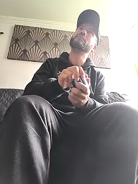 wassonmono online show from April 16, 2026, 1:23 pm