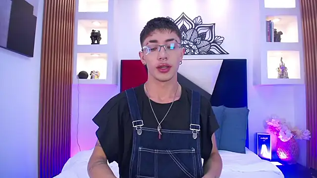 Dominik Blake online show from April 10, 2026, 7:32 pm