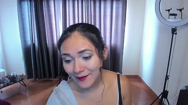 FreyaRouge online show from July 11, 2026, 6:41 pm