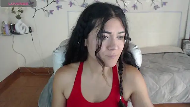 FreyaRouge online show from April 2, 2026, 3:08 pm