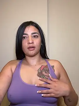 nicole bunny21 online show from April 22, 2026, 1:34 am