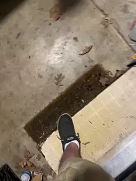 Shawnronald420861 online show from April 5, 2026, 7:15 am