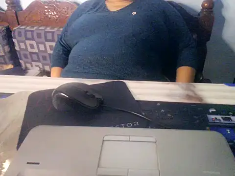 Snapshot of First_sexywoman chatting on April 22, 2026, 4:25 pm First sexywoman online show from April 22, 2026, 4:25 pm