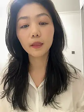 Shanshan 1267 online show from April 16, 2026, 4:24 am