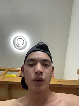 XHR2 online show from April 13, 2026, 10:52 am