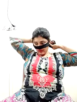 Joya-22 online show from April 11, 2026, 11:52 pm