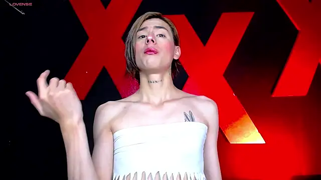 AlanFox1 online show from April 17, 2026, 1:25 pm