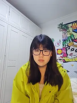 mianmian-666 online show from April 16, 2026, 4:13 am