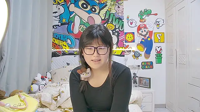 mianmian-666 online show from April 17, 2026, 1:14 pm