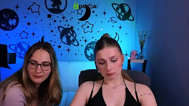 Snapshot of so_hot_rosalie chatting on April 30, 2026, 11:42 pm so hot rosalie online show from April 30, 2026, 11:42 pm