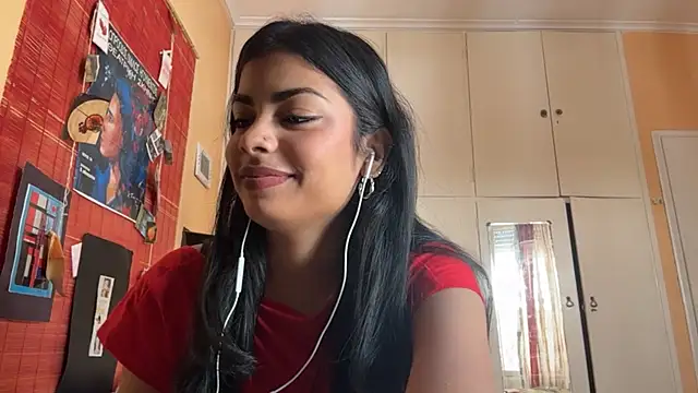 JenniRoutt online show from April 6, 2026, 10:38 am