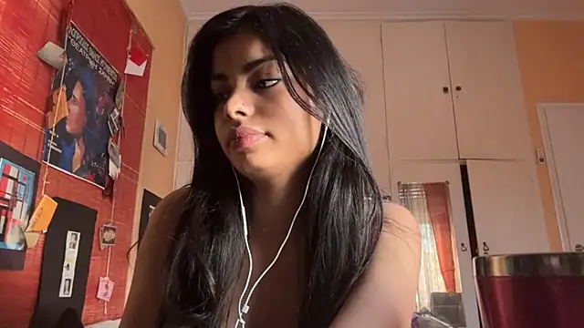 JenniRoutt online show from April 19, 2026, 1:45 pm