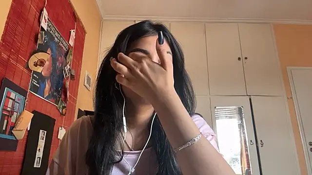 JenniRoutt online show from April 5, 2026, 10:55 am