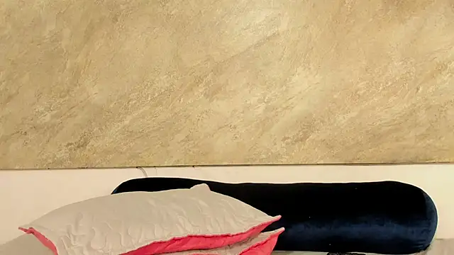 Isabelagomez2 online show from April 8, 2026, 5:14 pm