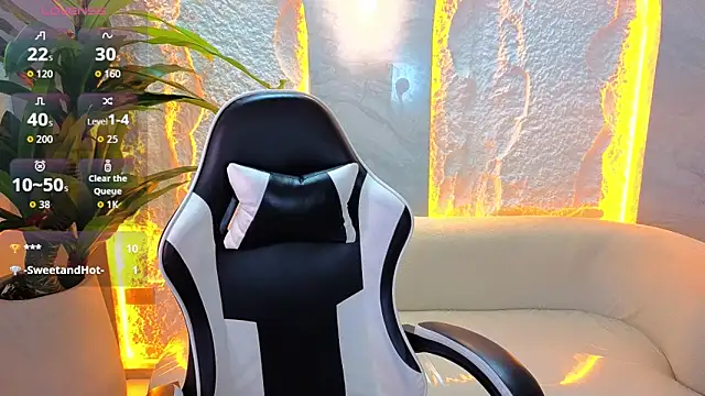 sofiaatp online show from April 16, 2026, 9:39 pm