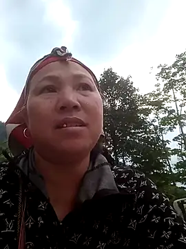 jikey-bibi online show from April 10, 2026, 11:17 am