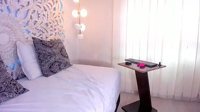 Clehon grant online show from April 16, 2026, 5:47 pm