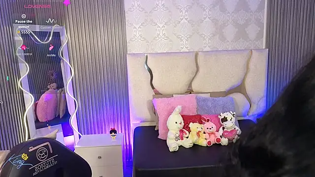 ELA TAY1 online show from April 17, 2026, 7:17 pm