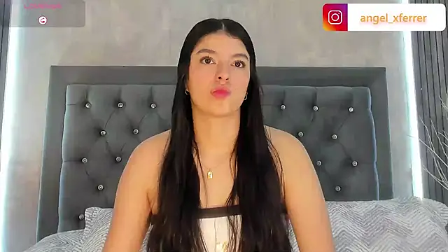 AngelxFerrer  online show from May 8, 2026, 2:21 pm