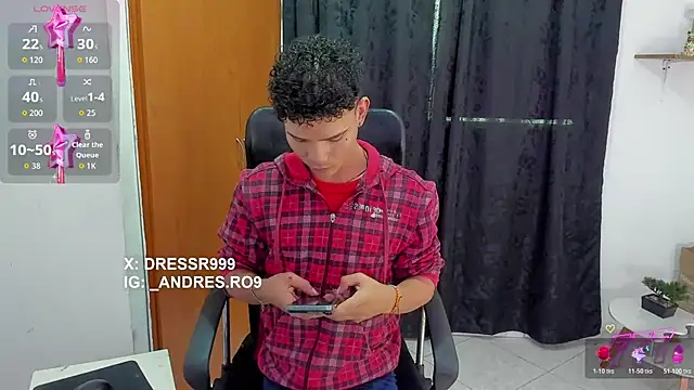 sebascuterouss online show from June 3, 2026, 2:33 pm