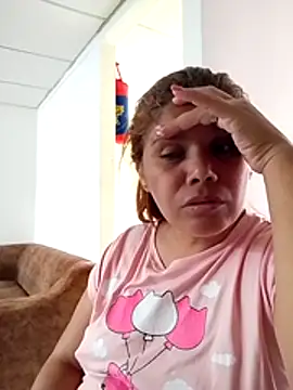 Zafiro MD online show from June 3, 2026, 2:33 pm