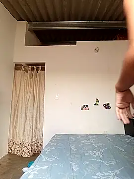 Lyra Siren online show from April 7, 2026, 5:04 pm