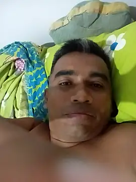 Kaleth1  online show from May 7, 2026, 3:33 am