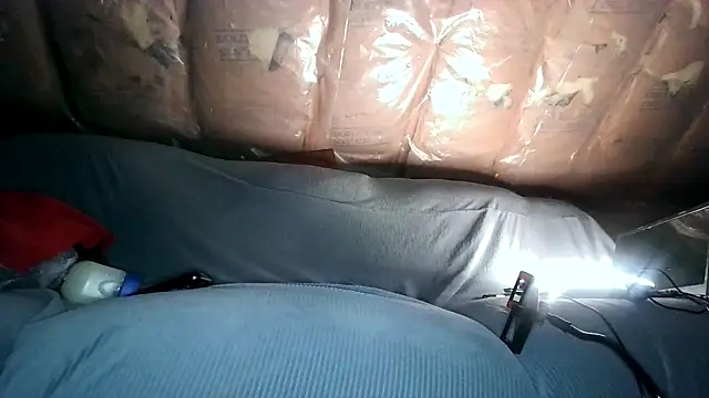 JRNBLU44 online show from April 14, 2026, 6:24 pm