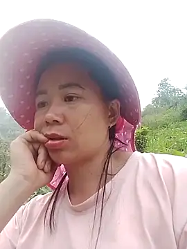 kiss-my online show from April 15, 2026, 10:54 am