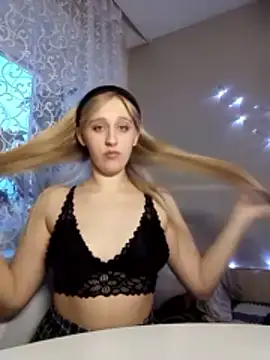 IsOlli online show from April 4, 2026, 12:23 pm