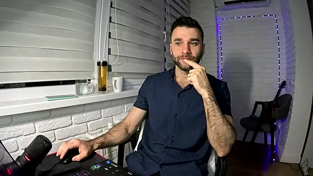 DaddySlava online show from April 11, 2026, 6:33 pm