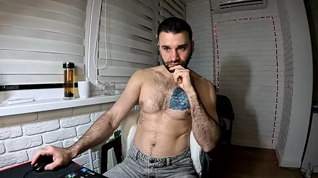 DaddySlava online show from April 15, 2026, 7:58 pm