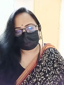 monisha cam online show from June 18, 2026, 5:40 pm