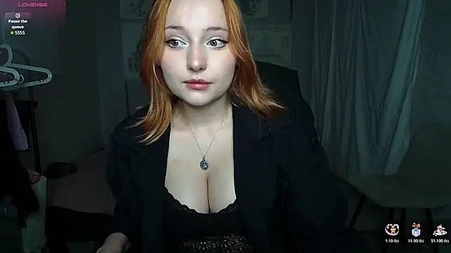 Snapshot of SW_K1RA1 chatting on June 3, 2026, 2:56 am SW K1RA1 online show from June 3, 2026, 2:56 am