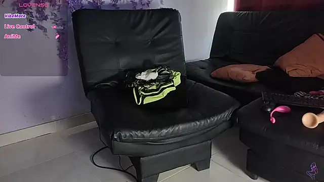 mmDanielamm online show from June 19, 2026, 1:28 pm